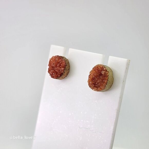 Small Orange Red Crystal Agate Druzy Quartz Geode Round Stud Earrings 0.4" - Picture 4 of 4